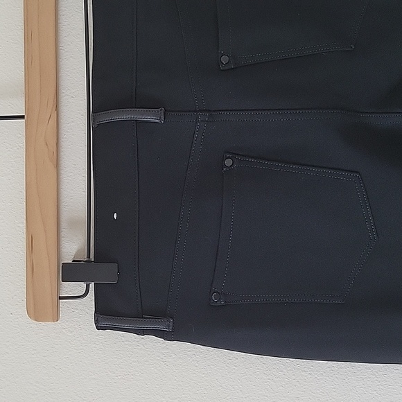 Chico's Black Faux Leather Front/Ponte Back Pants Size 4 TALL - Picture 6 of 8